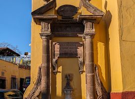 Allende Fountain