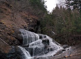 Pangburn and Melvin Beach and Cliffs - UNESCO Fundy Biosphere Reserve Amazing Place