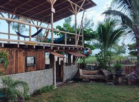 El Refugio Ayampe Beach Deck