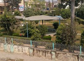 Lal Quarter Park