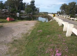 Arroyo Valizas