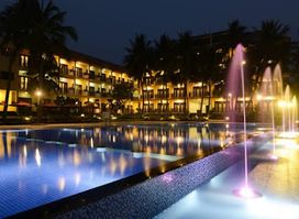 Honrom Central Beach Resort