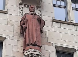 Hegelstatue