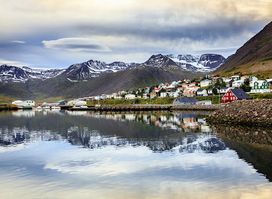 Saga Travel Akureyri
