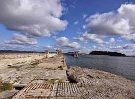 Hara Allveelavade Sadam - Submarine Base