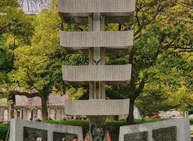 Memorial Tower Dedicated to Mobilized Students