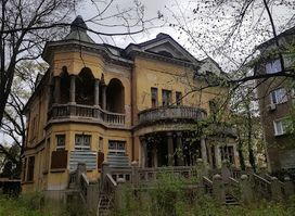 House with the Strawberries