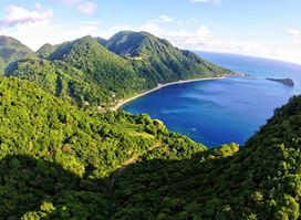 E Voyage Hiking - Elvis Dominica Tours