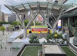 JR Hakata Station Square