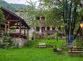 Hotel Villa Mestia