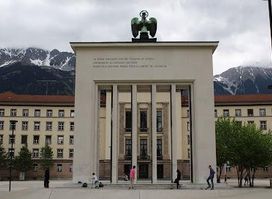 Eduard-Wallnöfer-Platz