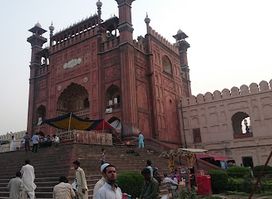 Moti Masjid
