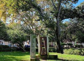 Monumento de homenagem às vítimas de homofobia