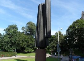 The Curtain (Ida Aalberg Monument; Sculpture)