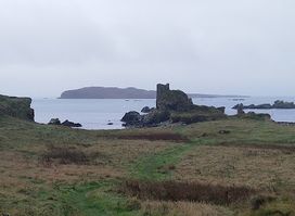Dunyvaig Castle