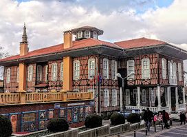 Orhanbey Meydanı