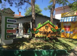Villamorra Garden@House