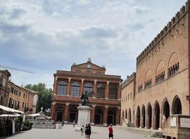 Piazza Cavour