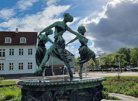 Dancer's fountain