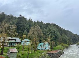 Pahalgam Hikes Travels