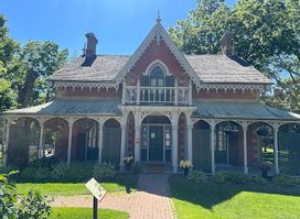 Hillary House National Historic Site