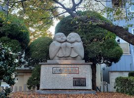 人形供養塔