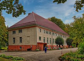 Strazdes muižas kungu māja