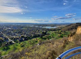 Grandad Bluff