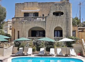 Villa Xemxija, Self-catering Holiday Accommodation