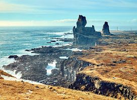 Lóndrangar View Point