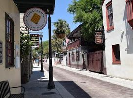 St George St