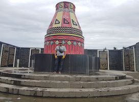 Tugu kupiah Teuku Umar