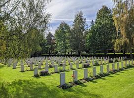 Cambes-en-Plaine War Cemetery
