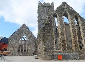 Grayfriars Abbey (ruin)