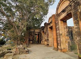 Futi Kothi Palace & Fort