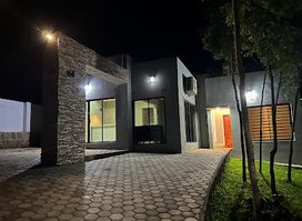 Kwasu Apartments