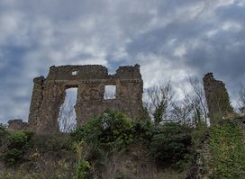 Castle Coustaussa