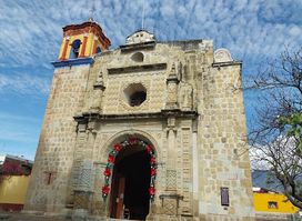 Templo de San Matías Jalatlaco