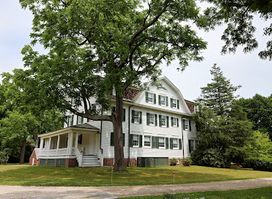 Sagtikos Manor