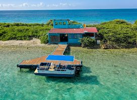 Nos Isla Private Tours