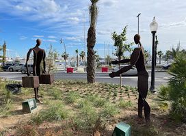 Monumento a los Pied Noir.