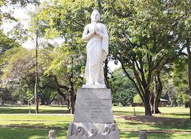 Queen Viharamahadevi Statue