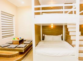 Kiwi's Homestay & Cafe