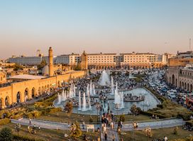 The castle Fountains and gardens