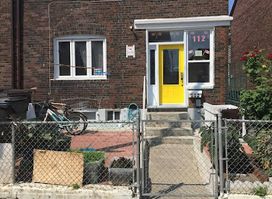 Kensington Market House