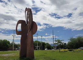 Monumento a la Madre Tierra