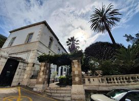 The Gibraltar Garrison Library
