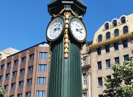 Düsseldorfs bekannteste Uhr