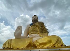 Statue of Gautama Buddha (World's Largest Sitting Buddha)