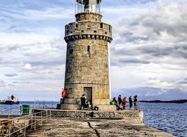 Castle Breakwater Lighthouse